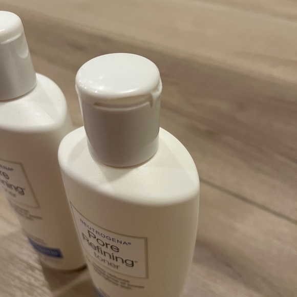 NEUTROGENA ~ PORE REFINING TONER ~ 8.5 OZ Lot Of 2 New And Full Cracked Lids - Picture 3 of 5